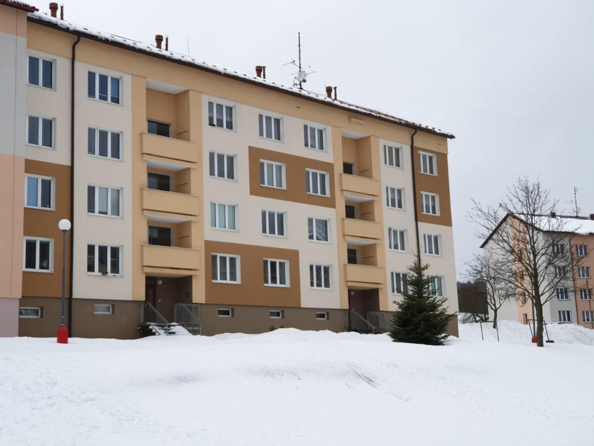 Family Apartman Kovářská מראה חיצוני תמונה