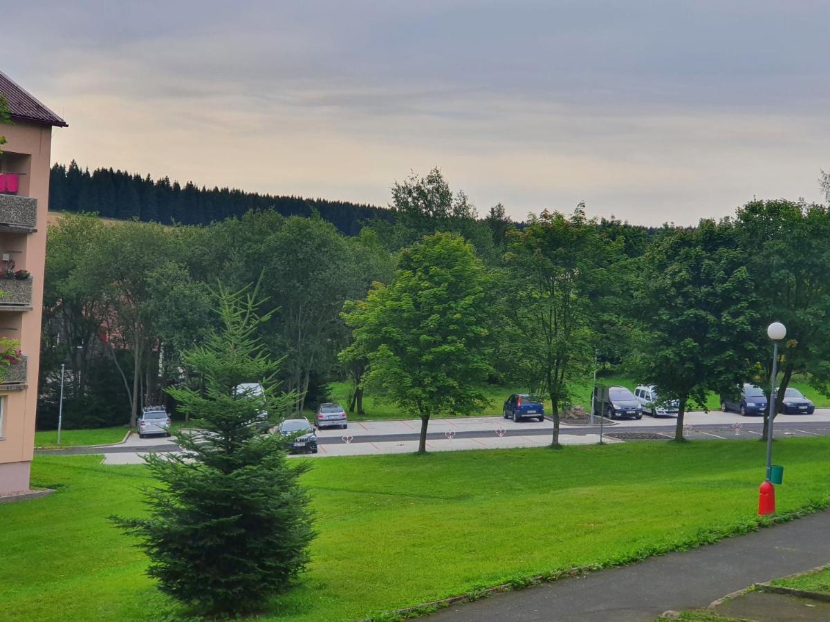 Family Apartman Kovářská מראה חיצוני תמונה